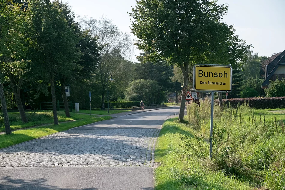 Ortsschild Bunsoh